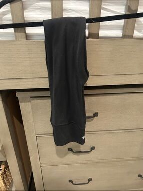 Black Athletic Leggings with Small Logo